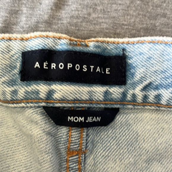 Aeropostale Jeans - Picture 2 of 3